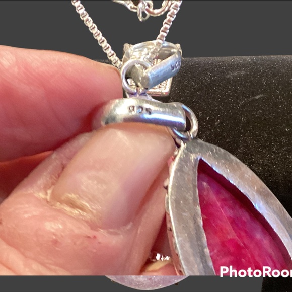 Large Natural Kashmiri Ruby pendant with chain - Picture 2 of 3
